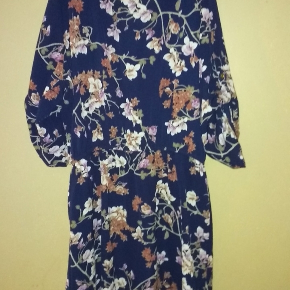 Blue floral dress - Picture 3 of 4